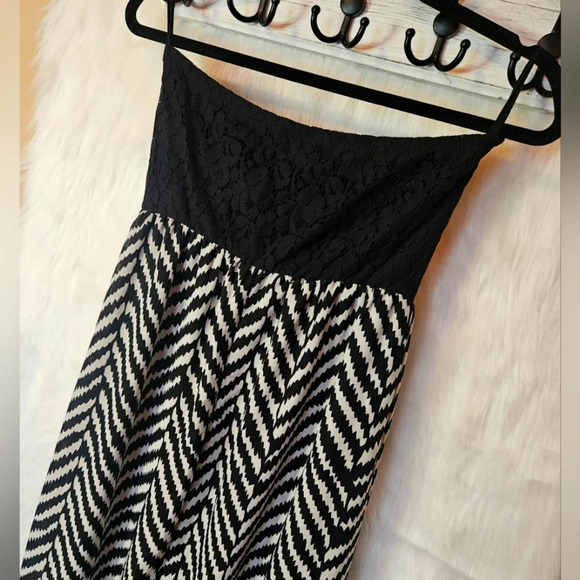 Cantata Classic Strapless Lace Bodice Midi Dress - Picture 4 of 7